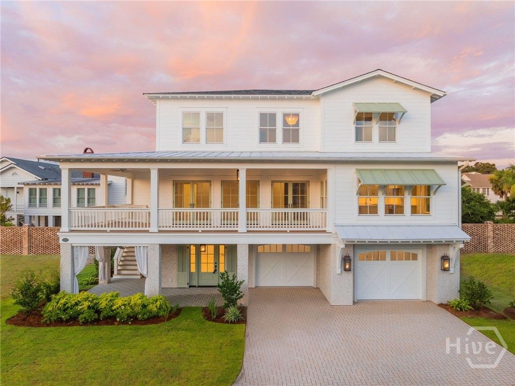 Image 2 of property listing at 5 Ocean Drive, Tybee Island, GA 31328