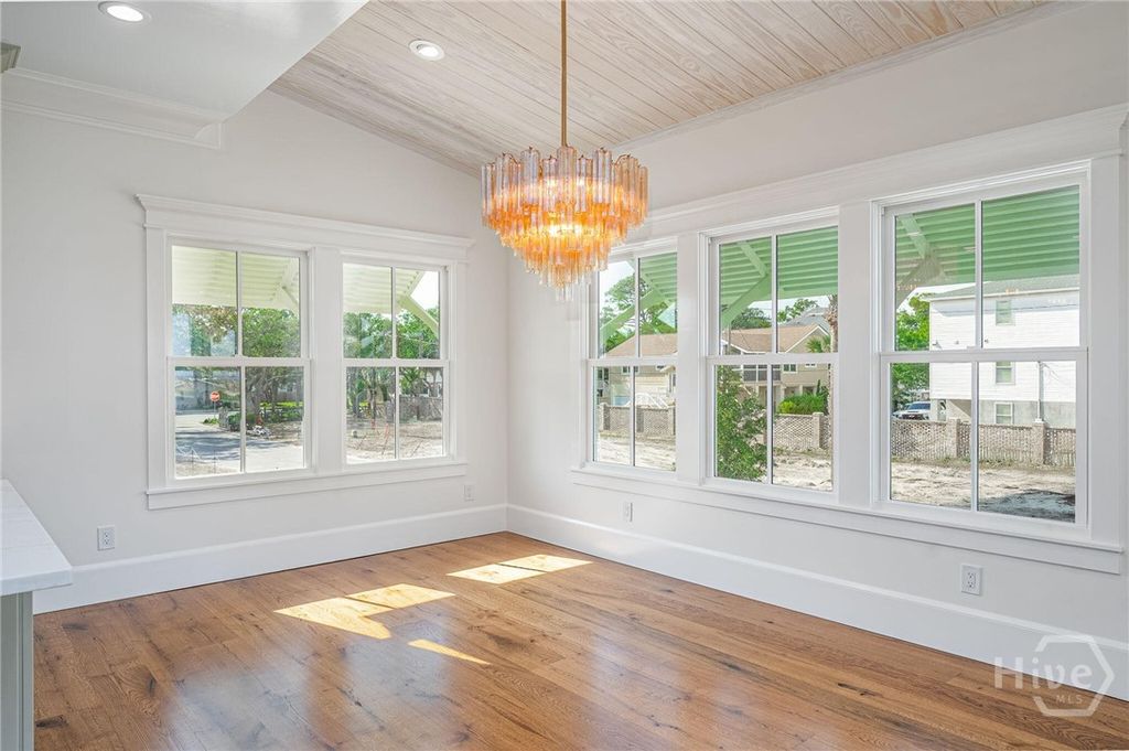 Image 6 of property listing at 5 Ocean Drive, Tybee Island, GA 31328