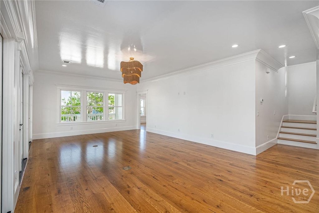 Image 7 of property listing at 5 Ocean Drive, Tybee Island, GA 31328