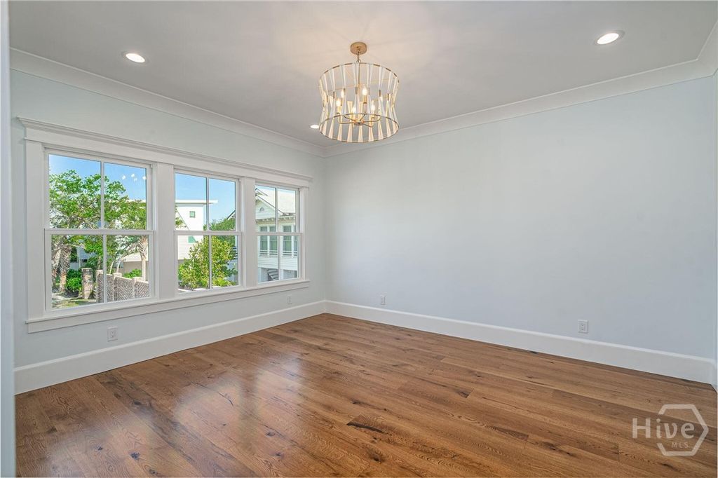 Image 8 of property listing at 5 Ocean Drive, Tybee Island, GA 31328
