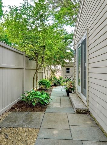 21 Philbrick Rd, Newton, MA 02459