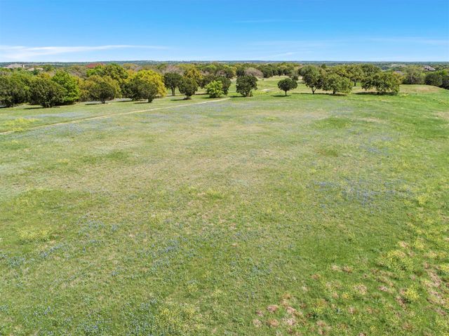 8229 Retreat Boulevard, Cleburne, TX 76033