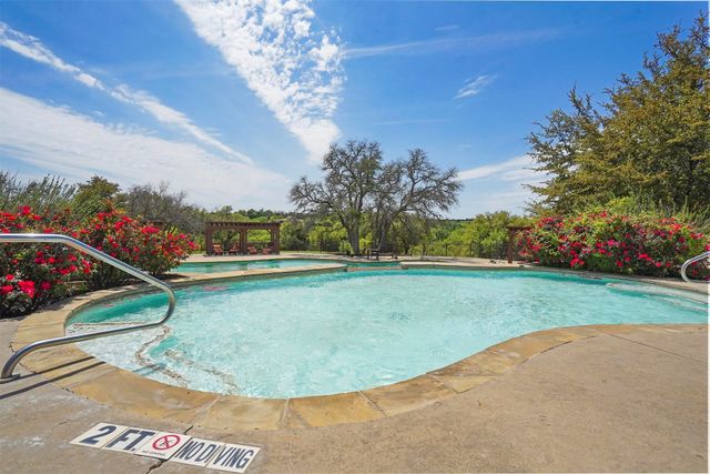 8229 Retreat Boulevard, Cleburne, TX 76033