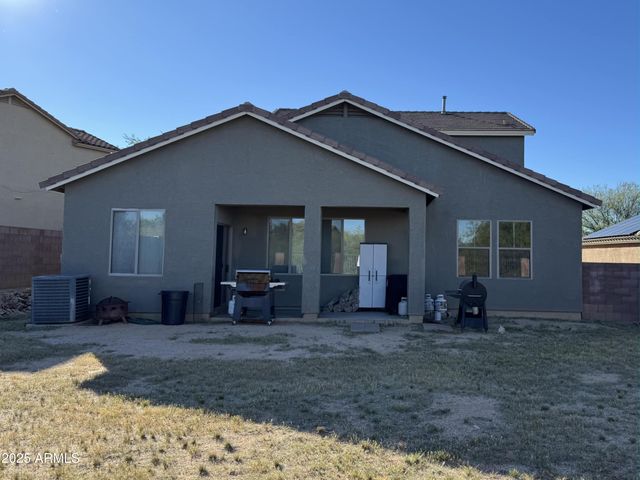 911 S WHITE CALCITES Street, Benson, AZ 85602