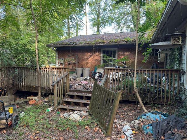 401 Dogwood Circle, High Point, NC 27260