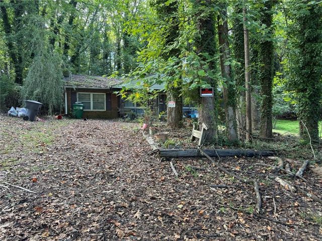 401 Dogwood Circle, High Point, NC 27260