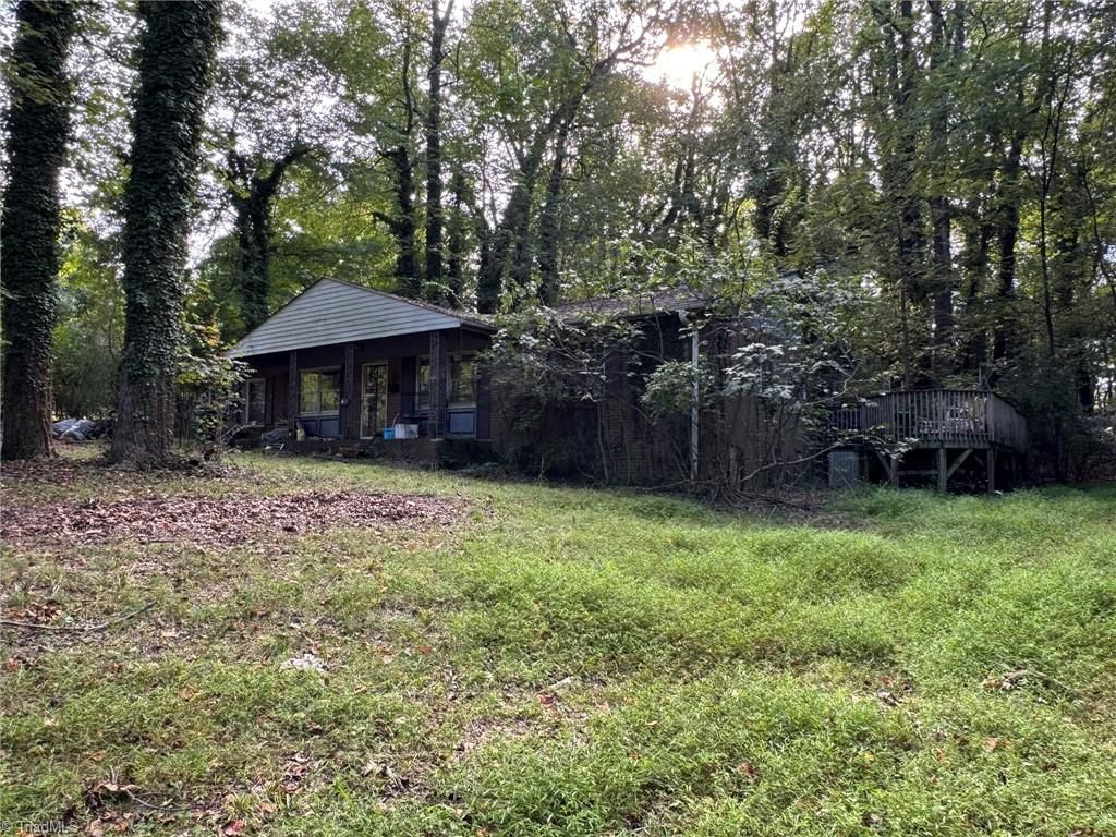 401 Dogwood Circle, High Point, NC 27260