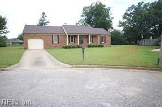 700 Lindenbrook LN, Chesapeake, VA 23322