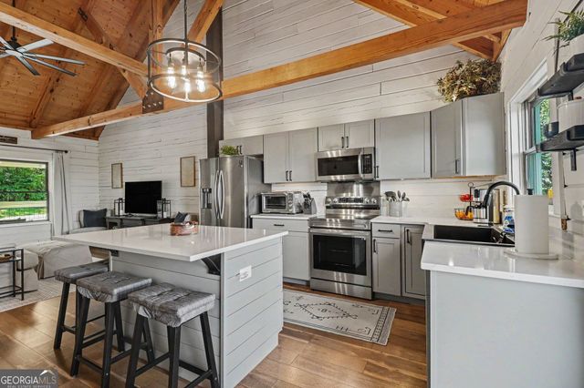 312 Tallulah View, Tallulah Falls, GA 30573