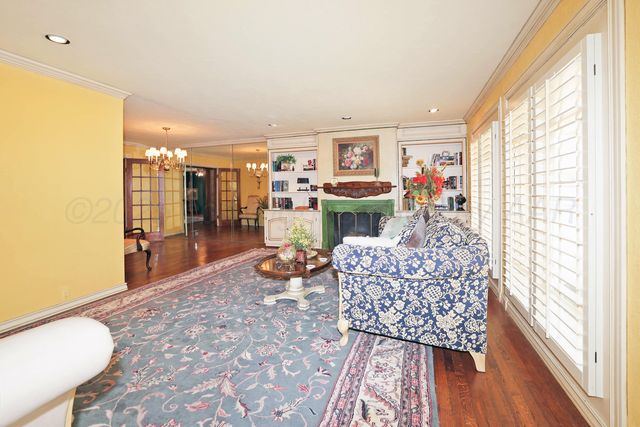 2202 S TRAVIS Street, Amarillo, TX 79109