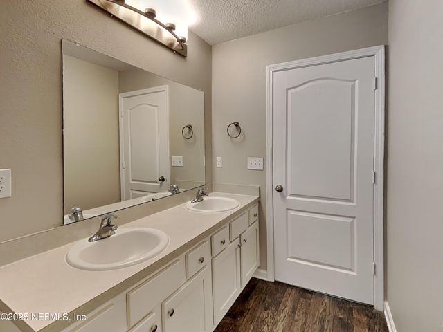 12043 SEA GROVE Place, Jacksonville, FL 32218