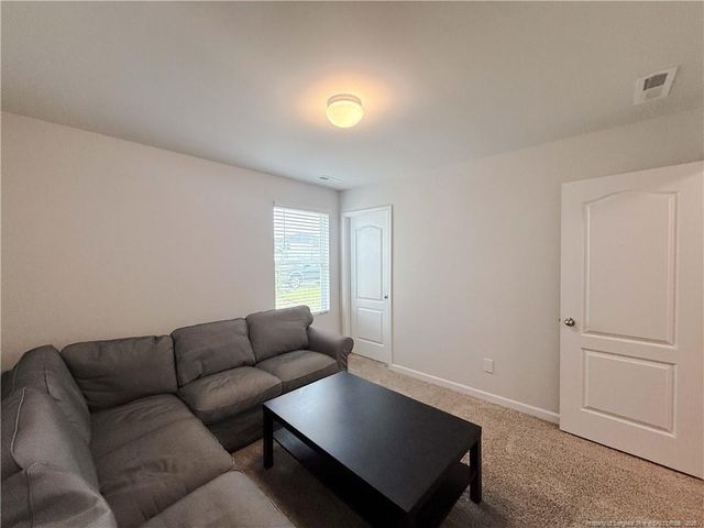 127 Arlington Drive, Raeford, NC 28376