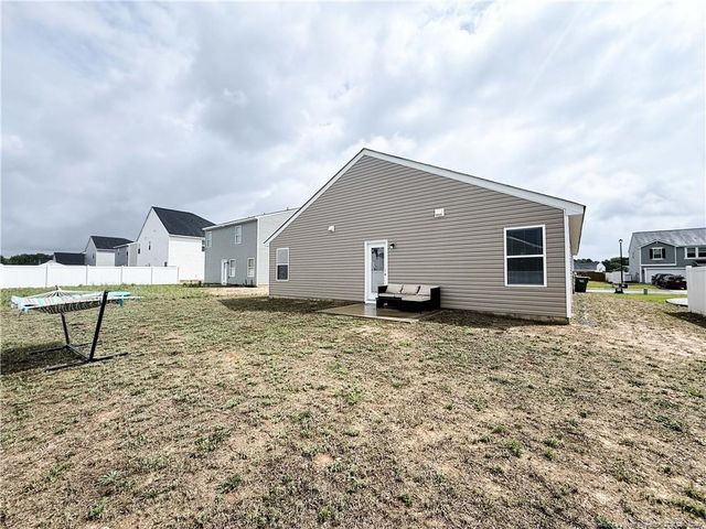 127 Arlington Drive, Raeford, NC 28376