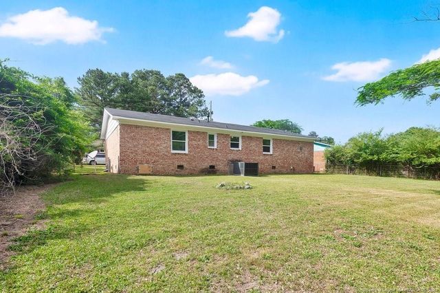 2627 Dumbarton Road, Fayetteville, NC 28306