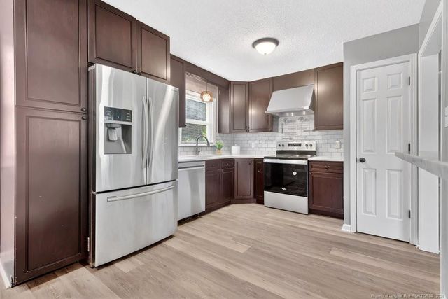 2627 Dumbarton Road, Fayetteville, NC 28306