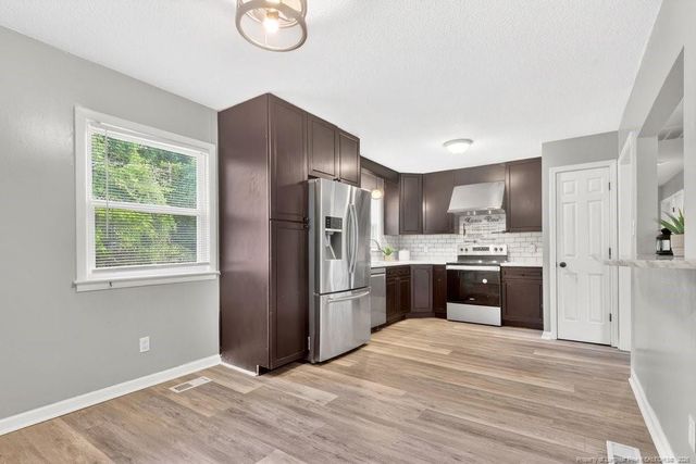 2627 Dumbarton Road, Fayetteville, NC 28306