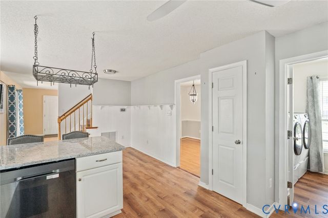 6724 Kingsland Creek Dr, Chesterfield, VA 23832