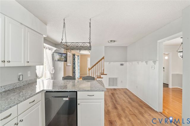 6724 Kingsland Creek Dr, Chesterfield, VA 23832