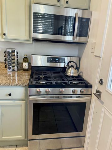 122 Congress Street A & B, Charleston, SC 29403