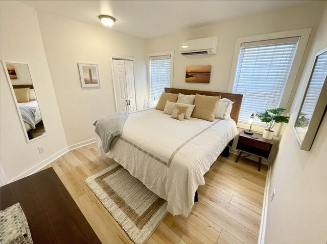 122 Congress Street A & B, Charleston, SC 29403