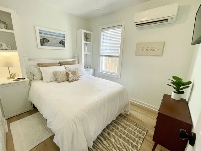 122 Congress Street A & B, Charleston, SC 29403