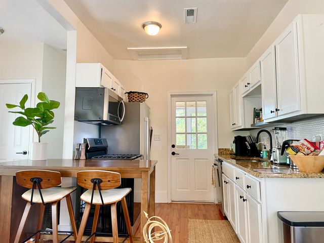 122 Congress Street A & B, Charleston, SC 29403