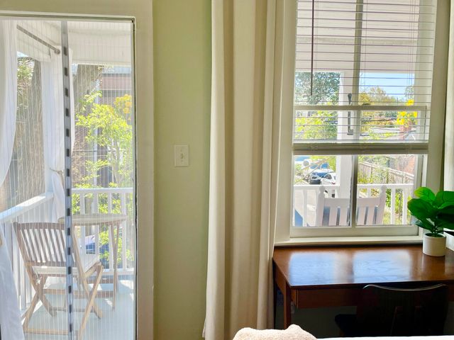 122 Congress Street A & B, Charleston, SC 29403