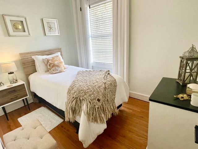 122 Congress Street A & B, Charleston, SC 29403