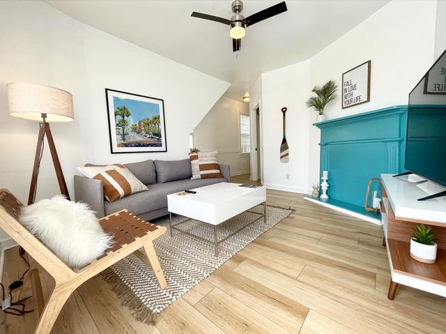 122 Congress Street A & B, Charleston, SC 29403
