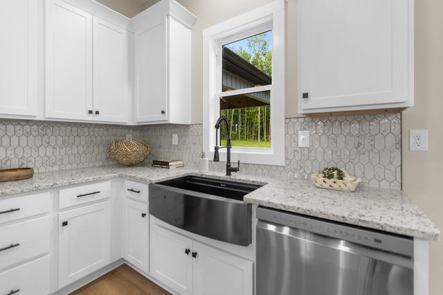 39 Bluebird Trail, Estill Springs, TN 37330