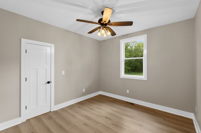 39 Bluebird Trail, Estill Springs, TN 37330