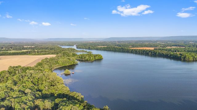 39 Bluebird Trail, Estill Springs, TN 37330