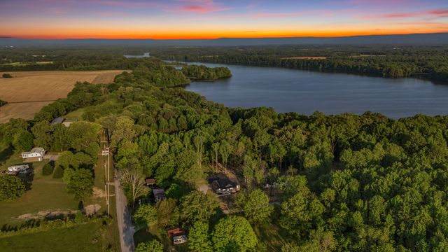 39 Bluebird Trail, Estill Springs, TN 37330
