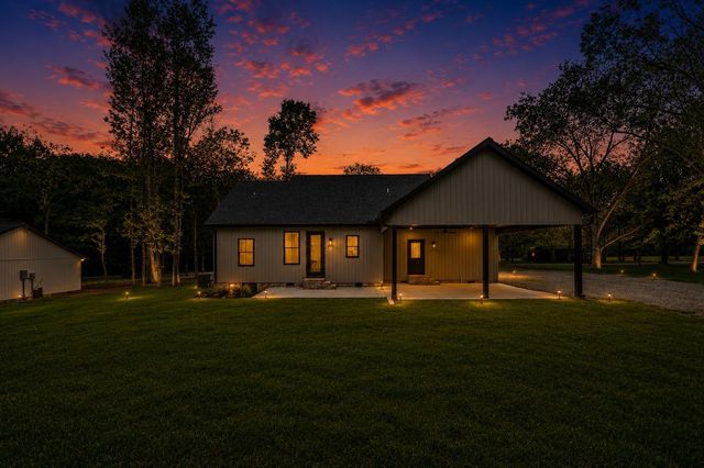 39 Bluebird Trail, Estill Springs, TN 37330
