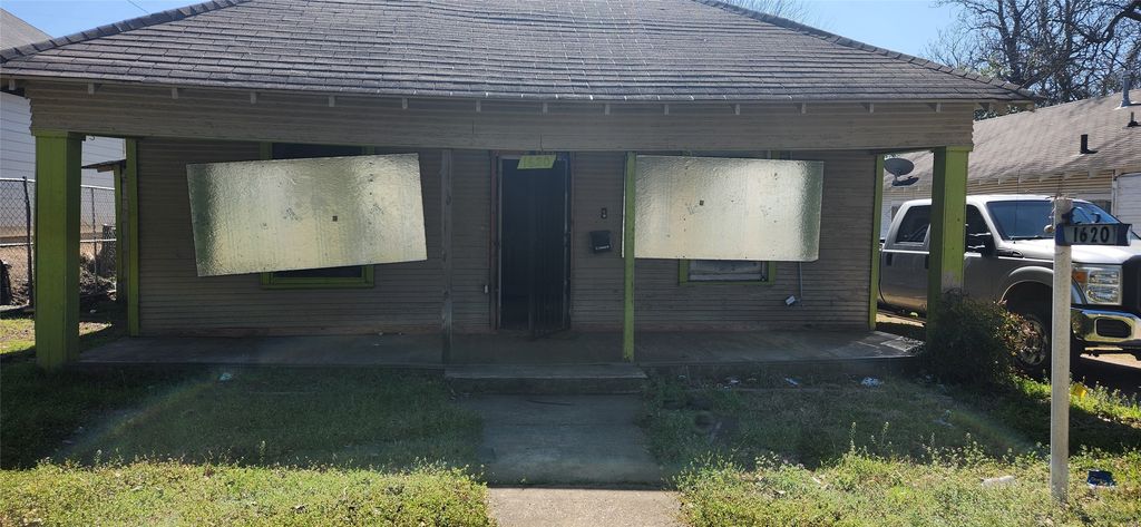 1620 Stoneman Street, Dallas, TX 75215