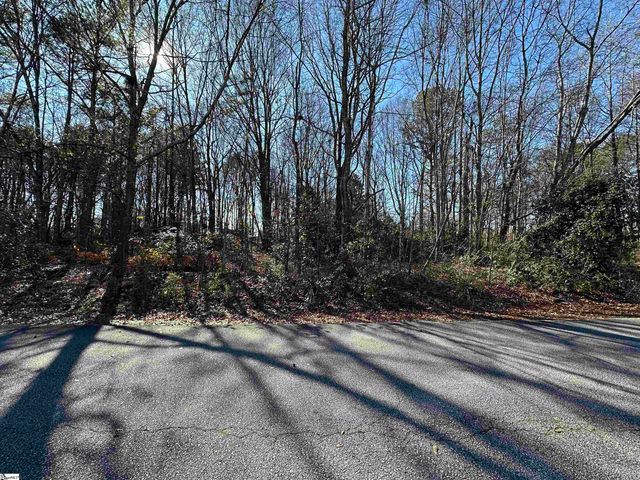 116 Berry Drive, Greenville, SC 29607