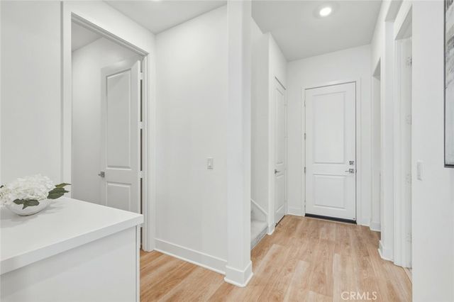 426 Treble, Irvine, CA 92618