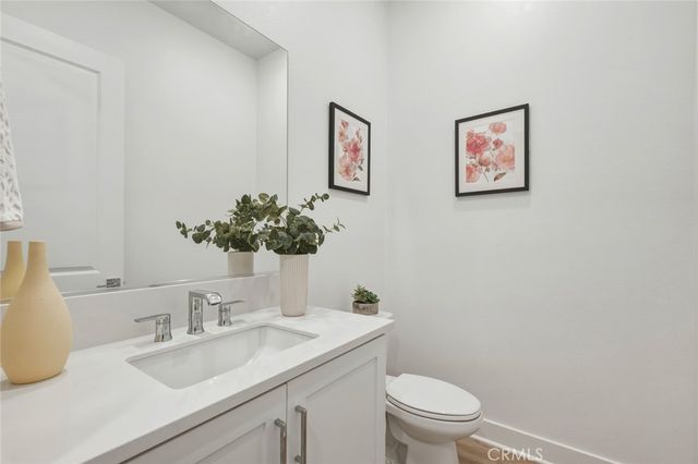 426 Treble, Irvine, CA 92618