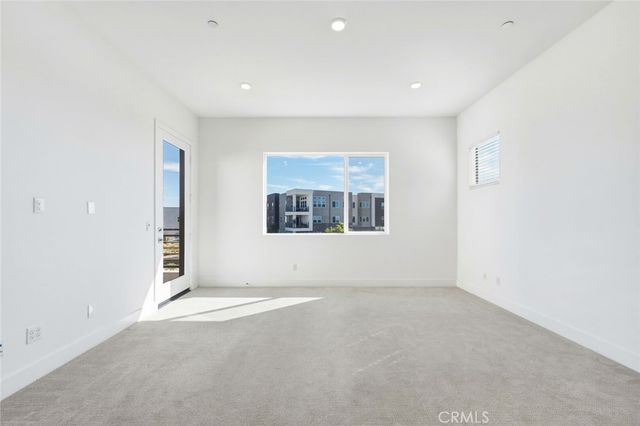 426 Treble, Irvine, CA 92618