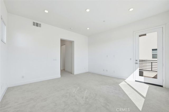 426 Treble, Irvine, CA 92618