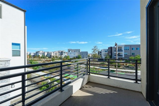 426 Treble, Irvine, CA 92618