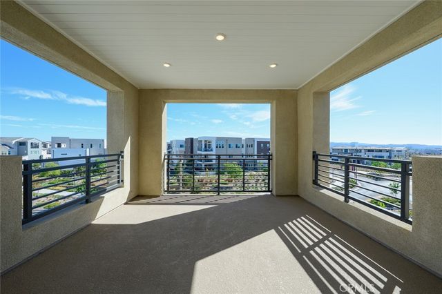 426 Treble, Irvine, CA 92618