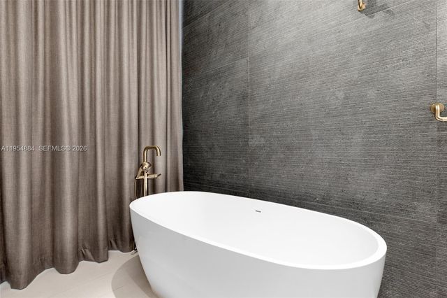 13190 Biscayne Bay Ter, North Miami, FL 33181