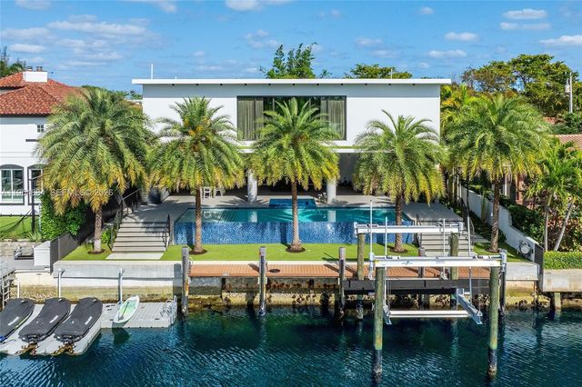 13190 Biscayne Bay Ter, North Miami, FL 33181