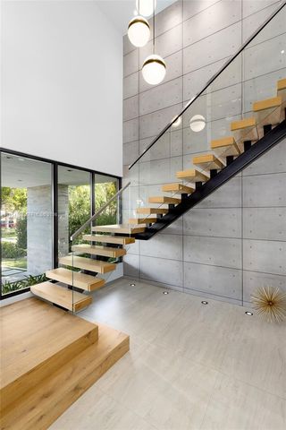 13190 Biscayne Bay Ter, North Miami, FL 33181