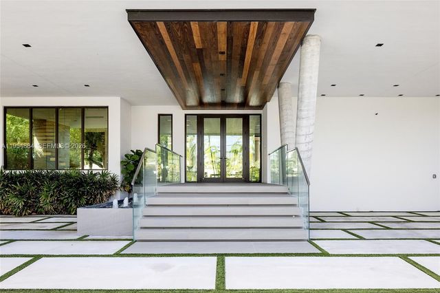 13190 Biscayne Bay Ter, North Miami, FL 33181