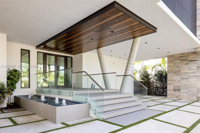 13190 Biscayne Bay Ter, North Miami, FL 33181