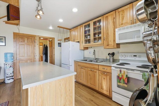 28600 N Mt Spokane Park Dr, Mead, WA 99021