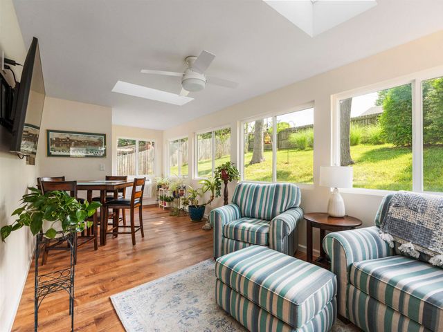 155 Honeysuckle Lane, Huntington, WV 25701