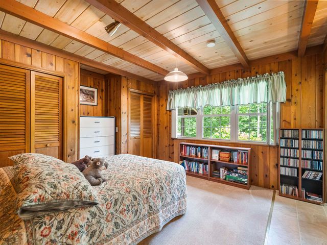 155 Honeysuckle Lane, Huntington, WV 25701